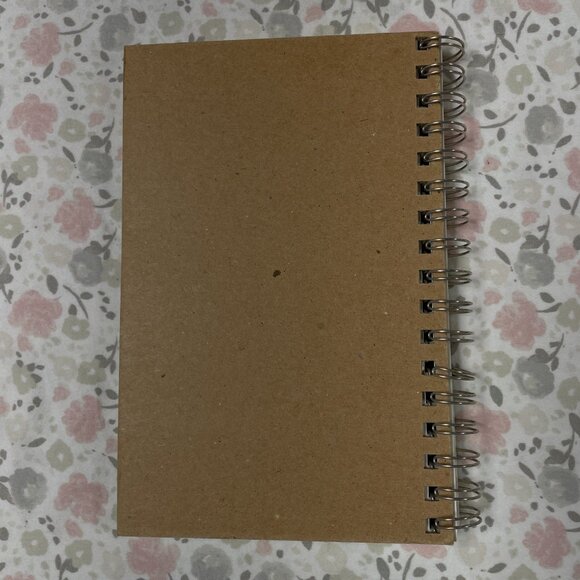 Strathmore Small Sketch Book - 5.5" x 8.5" - 400 Series Medium Weight - Picture 5 of 5